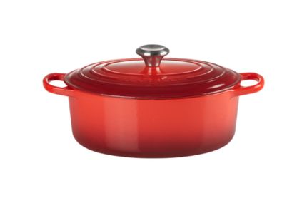 Cocotte ovale en fonte émaillée Le Creuset cerise 27 cm