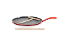 Poêle à crêpes en fonte émaillée Le Creuset 27 cm cerise