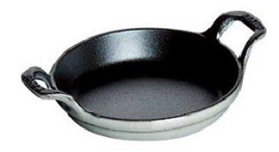 Mini plat rond en fonte émaillée Staub Gris graphite 12 cm.